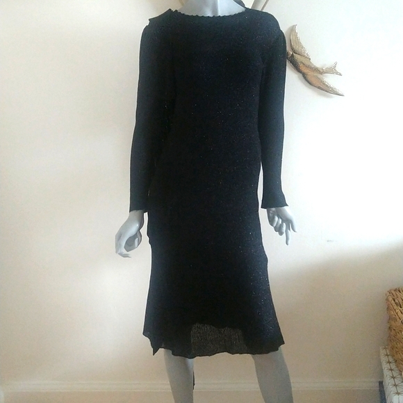 Unique Vintage Dress - Picture 2 of 8